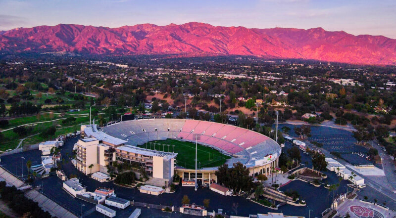 Sân Rose Bowl Stadium (Pasadena, CA) - Review, Sức Chứa